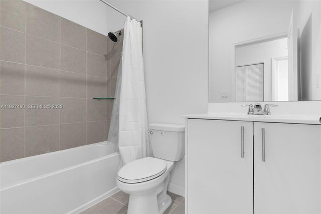 2665 SE 28th St, Homestead, FL 33035