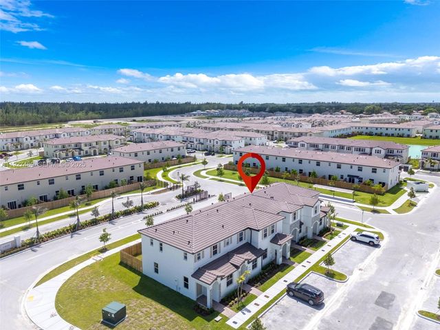 2665 SE 28th St, Homestead, FL 33035