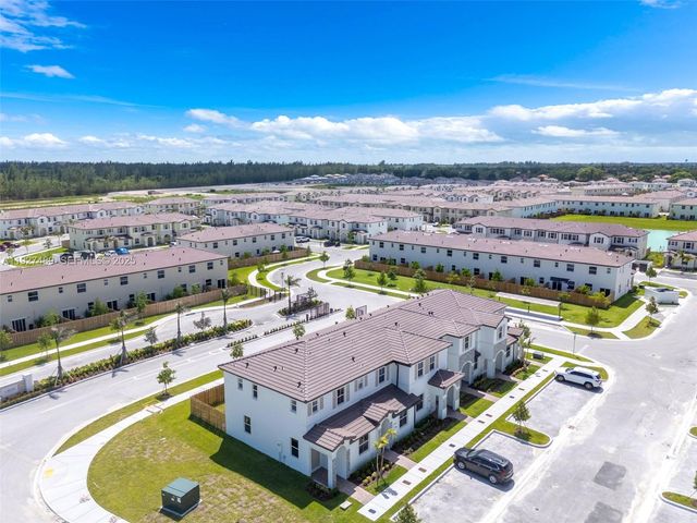 2665 SE 28th St, Homestead, FL 33035