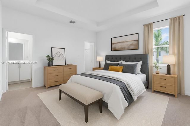 2665 SE 28th St, Homestead, FL 33035