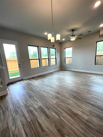 4002 Cusco Ln, Houston, TX 77045