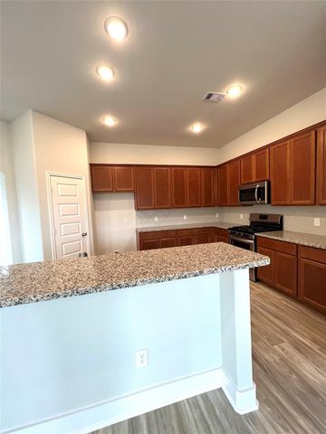 4002 Cusco Ln, Houston, TX 77045