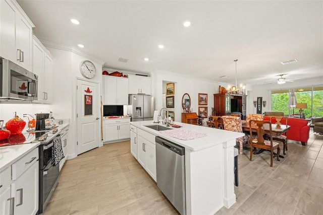 10395 BANYAN BREEZE BOULEVARD, Land O Lakes, FL 34638