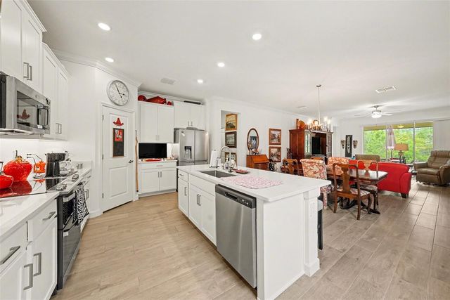 10395 BANYAN BREEZE BOULEVARD, Land O Lakes, FL 34638