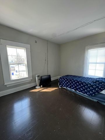 63 N Ogden Avenue, Columbus, OH 43204