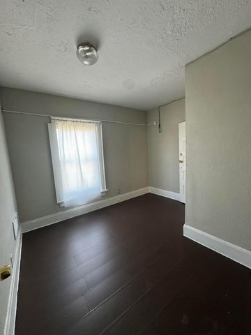 63 N Ogden Avenue, Columbus, OH 43204