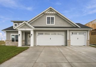 7717 81st Avenue S, Horace, ND 58047