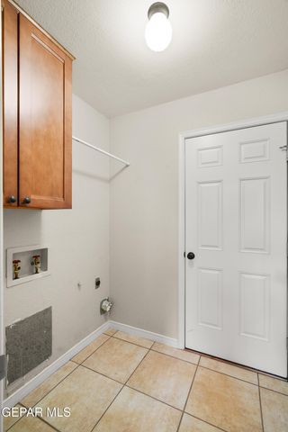 801 TEPIC Drive, El Paso, TX 79912