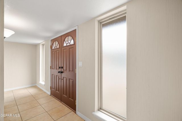 801 TEPIC Drive, El Paso, TX 79912