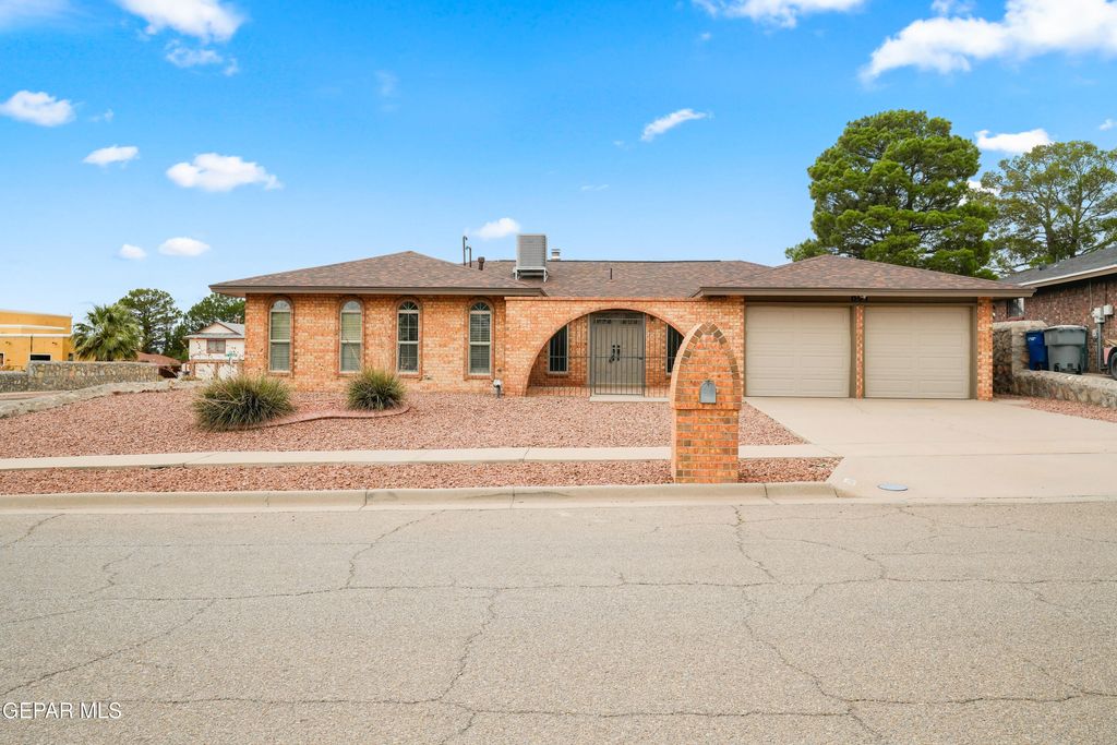 801 TEPIC Drive, El Paso, TX 79912