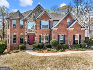 3926 Thompson Lake Drive, Buford, GA 30519