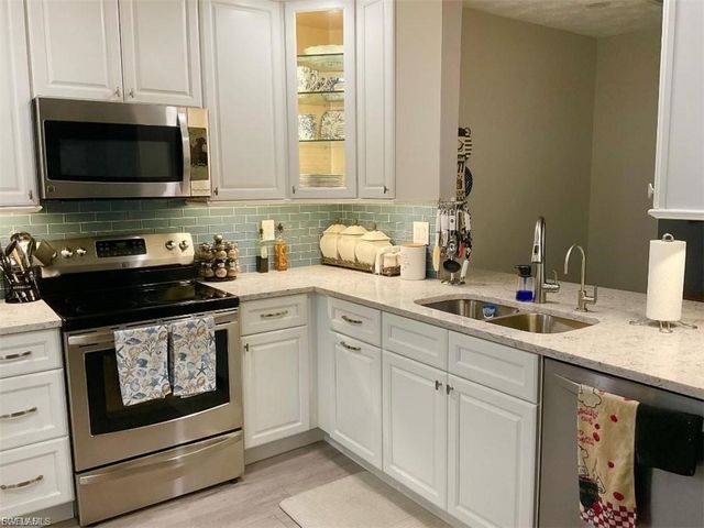 3708 SE 12th AVE 201, Cape Coral, FL 33904
