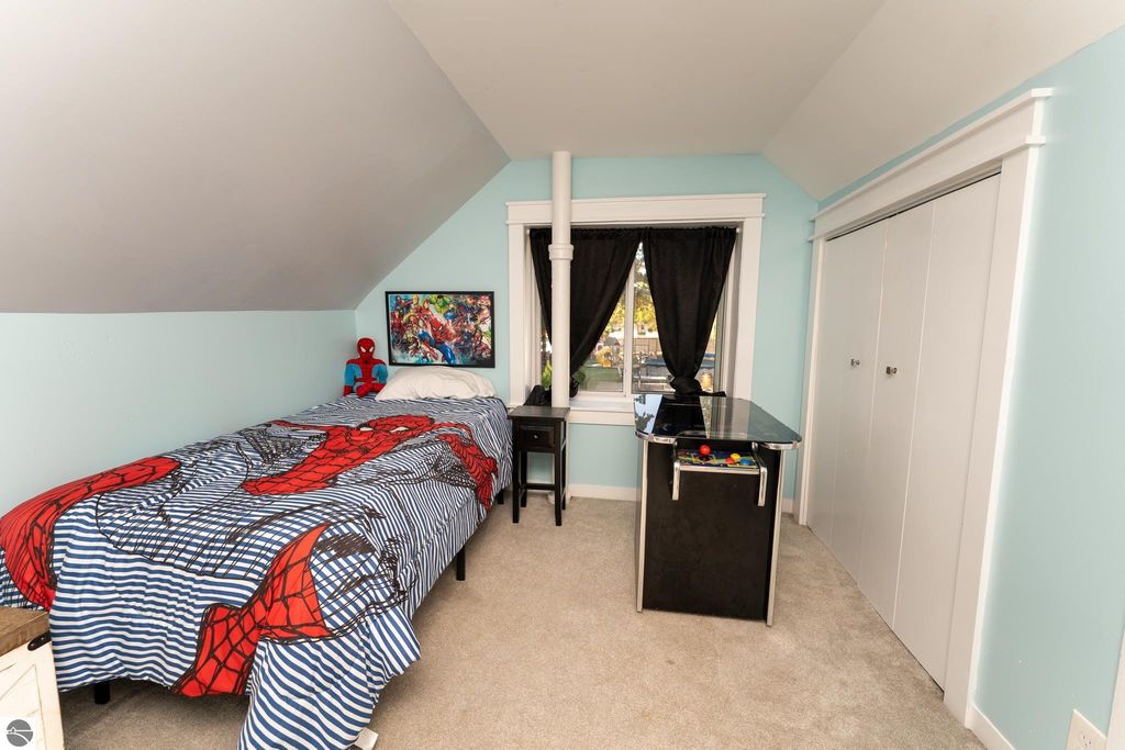 Image 37 of property listing at 308 S 3rd Street, Shepherd, MI 48883