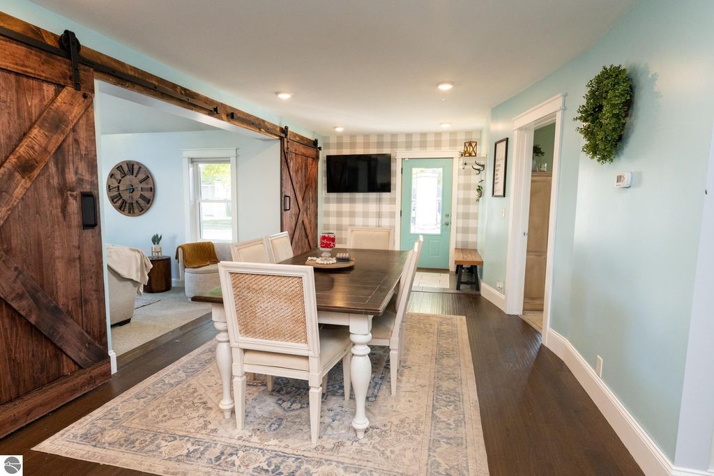 Image 46 of property listing at 308 S 3rd Street, Shepherd, MI 48883