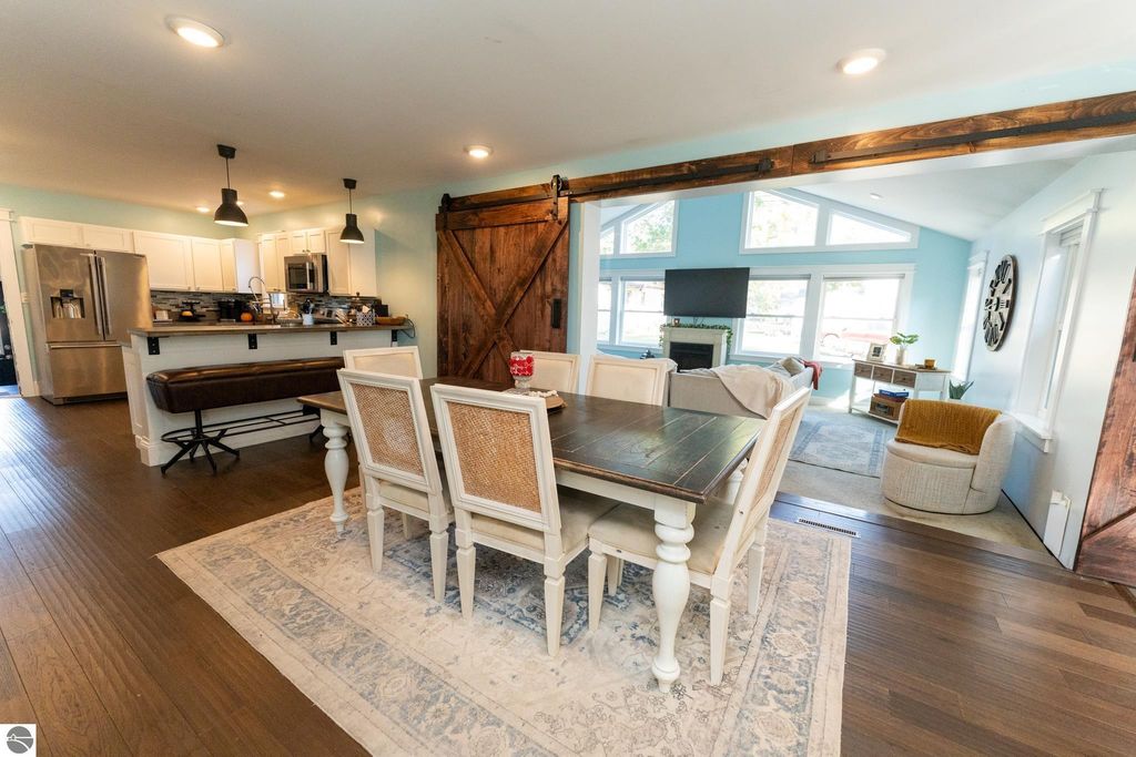 Image 48 of property listing at 308 S 3rd Street, Shepherd, MI 48883