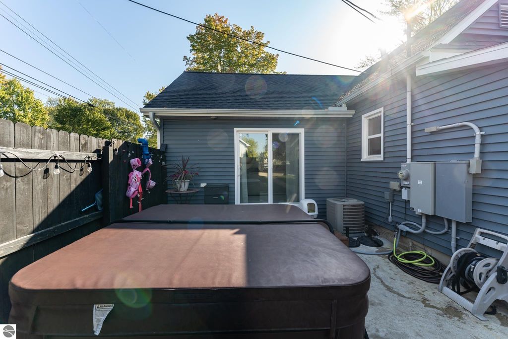 Image 66 of property listing at 308 S 3rd Street, Shepherd, MI 48883