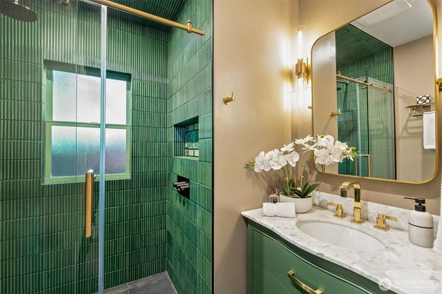 508 Randolph Avenue, Seattle, WA 98122