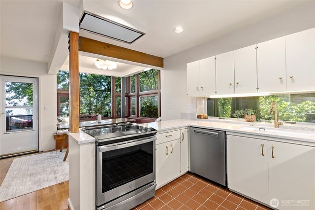 508 Randolph Avenue, Seattle, WA 98122
