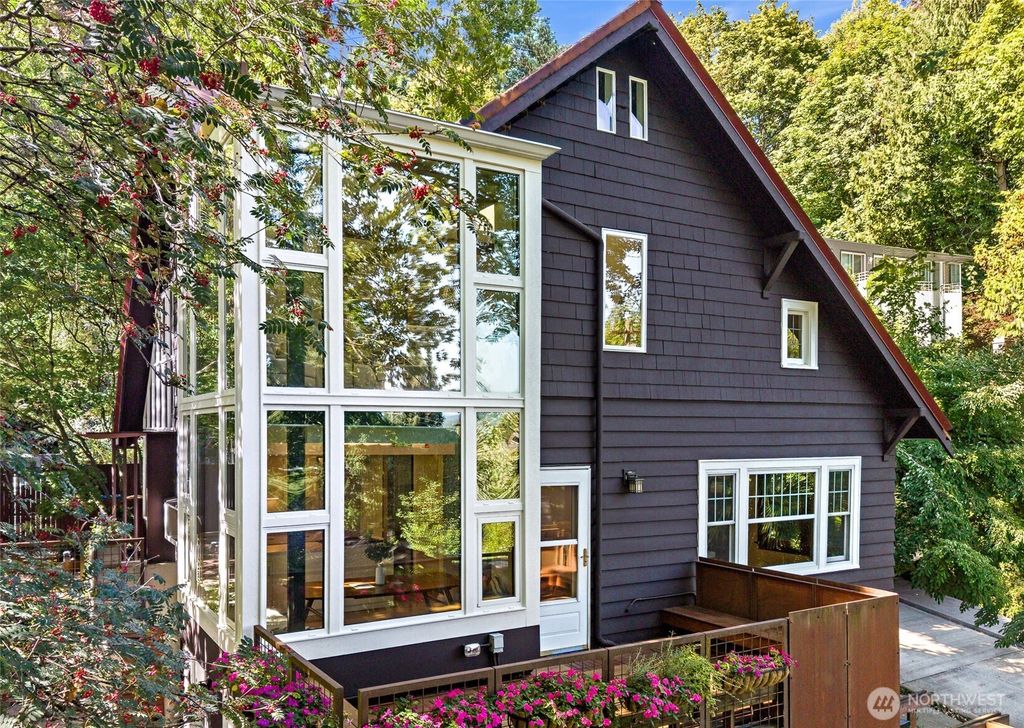 508 Randolph Avenue, Seattle, WA 98122