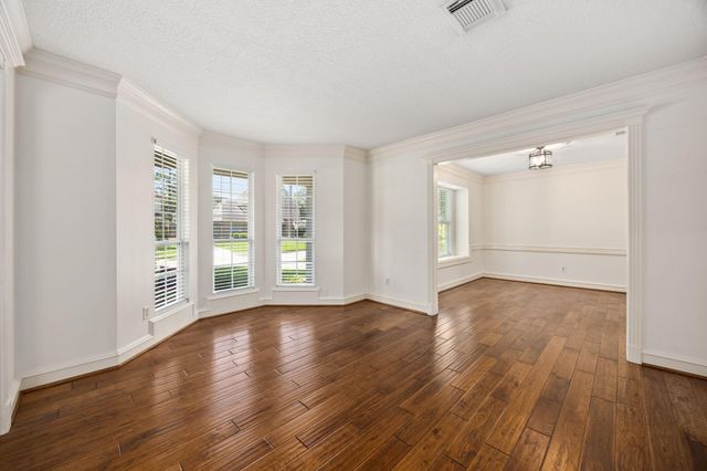 12106 Oakcroft Drive, Houston, TX 77070