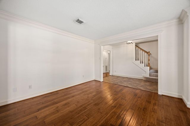12106 Oakcroft Drive, Houston, TX 77070