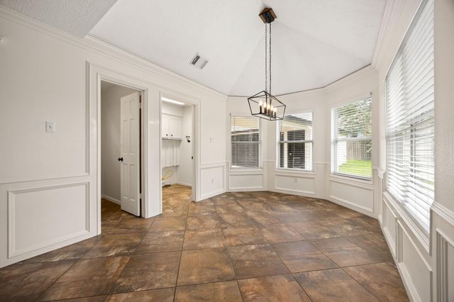12106 Oakcroft Drive, Houston, TX 77070
