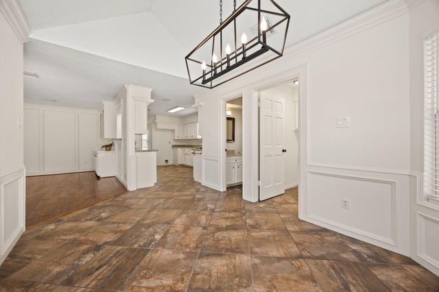 12106 Oakcroft Drive, Houston, TX 77070
