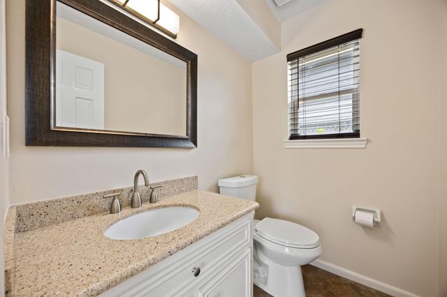 12106 Oakcroft Drive, Houston, TX 77070