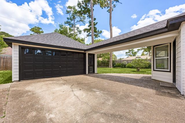 12106 Oakcroft Drive, Houston, TX 77070