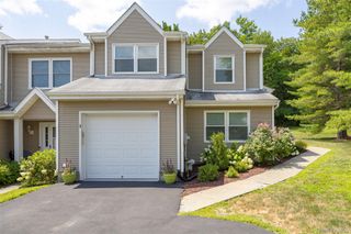 3 Deer Crossing Drive, Fishkill, NY 12524