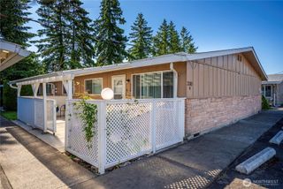 330 7th Place SE #4, Puyallup, WA 98372