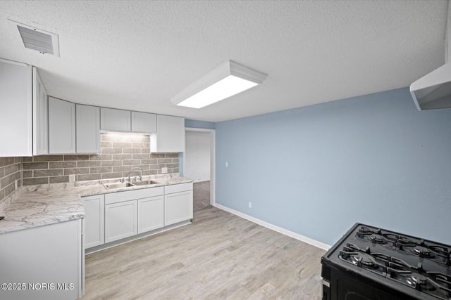 5415 Seaman Road, Oregon, OH 43616