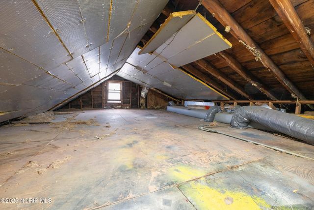 5415 Seaman Road, Oregon, OH 43616