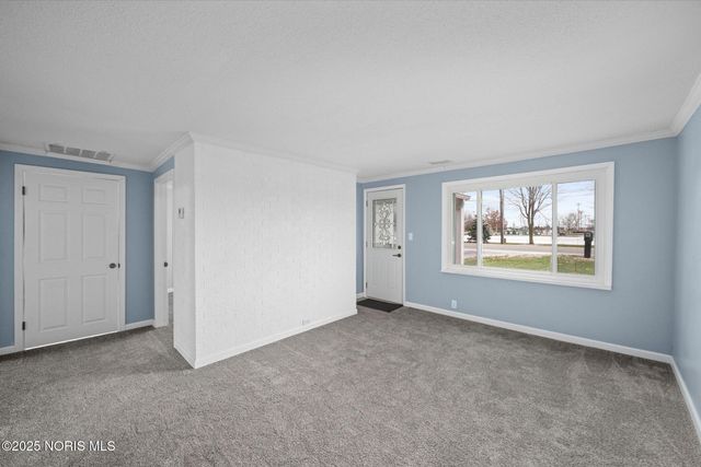 5415 Seaman Road, Oregon, OH 43616