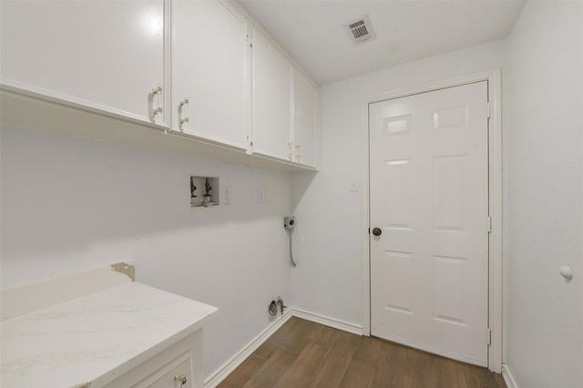 201 Pine Place Street, Dayton, TX 77535