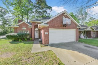 201 Pine Place Street, Dayton, TX 77535