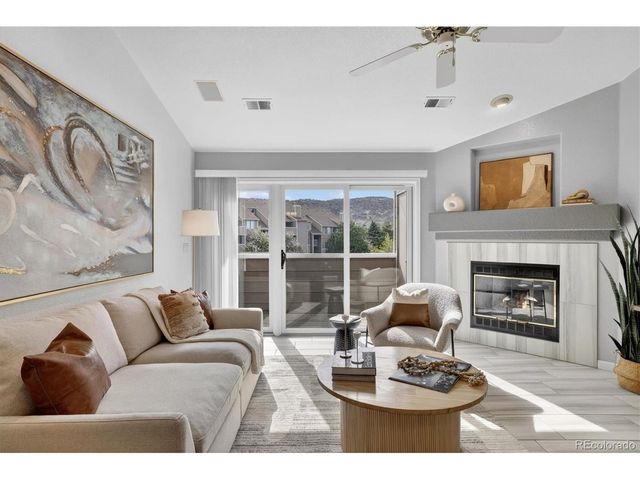 7394 S Alkire St 301, Littleton, CO 80127