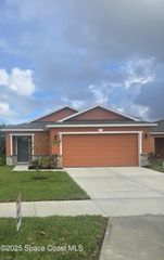 561 SW Richmond Circle, Palm Bay, FL 32908