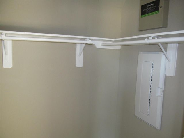 2310 Thunderbolt Peak Drive, Rosharon, TX 77583