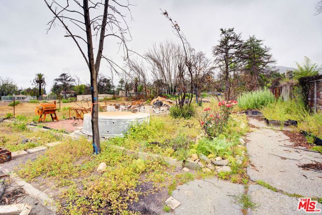 683 E Pine Street, Altadena, CA 91001