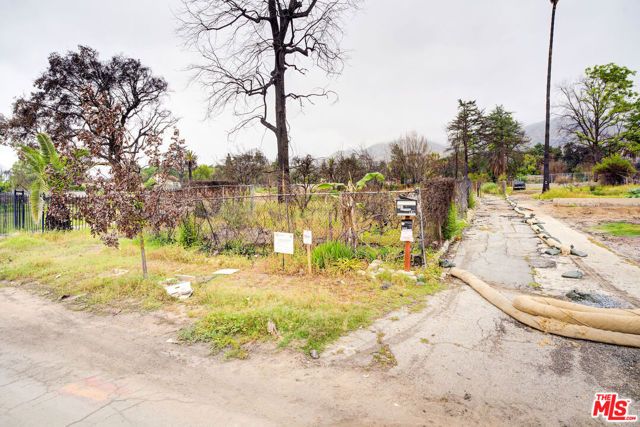 683 E Pine Street, Altadena, CA 91001