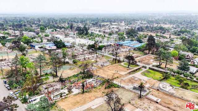 683 E Pine Street, Altadena, CA 91001