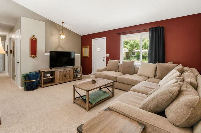 513 N Shefford St, Wichita, KS 67212