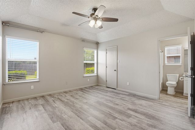 316 Preston Drive, Cleburne, TX 76033