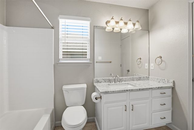 316 Preston Drive, Cleburne, TX 76033