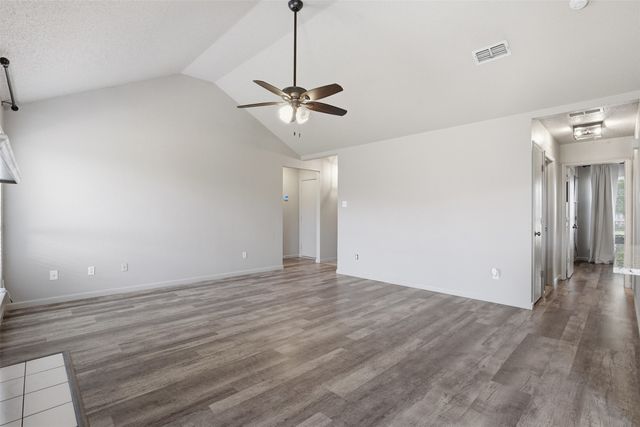 316 Preston Drive, Cleburne, TX 76033