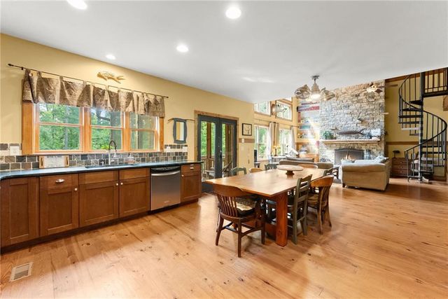 478 Chandler Place Drive, Lavonia, GA 30553