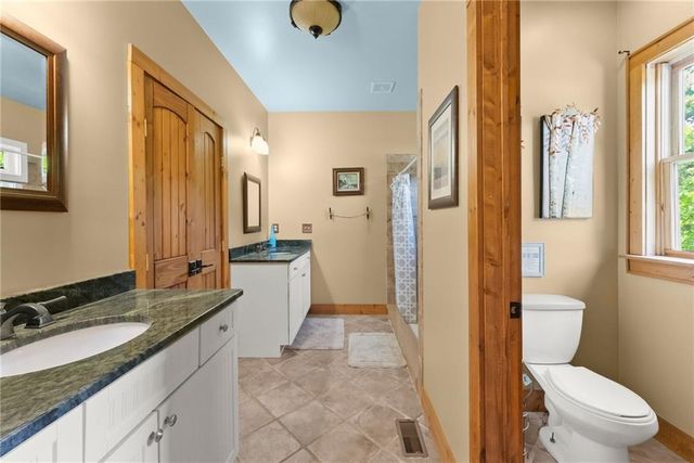 478 Chandler Place Drive, Lavonia, GA 30553