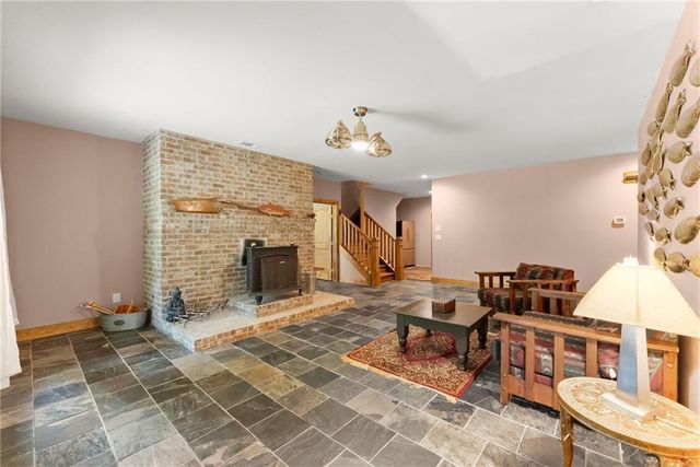 478 Chandler Place Drive, Lavonia, GA 30553