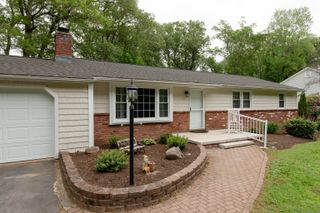 792 Cornwall Avenue, Cheshire, CT 06410